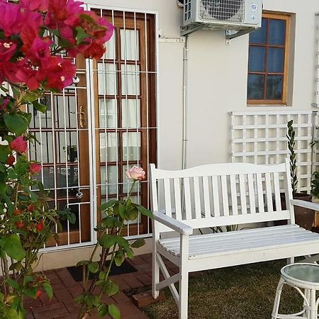 Innes Road Durban Accommodation 2 Bedroom Private Unit Bagian luar foto