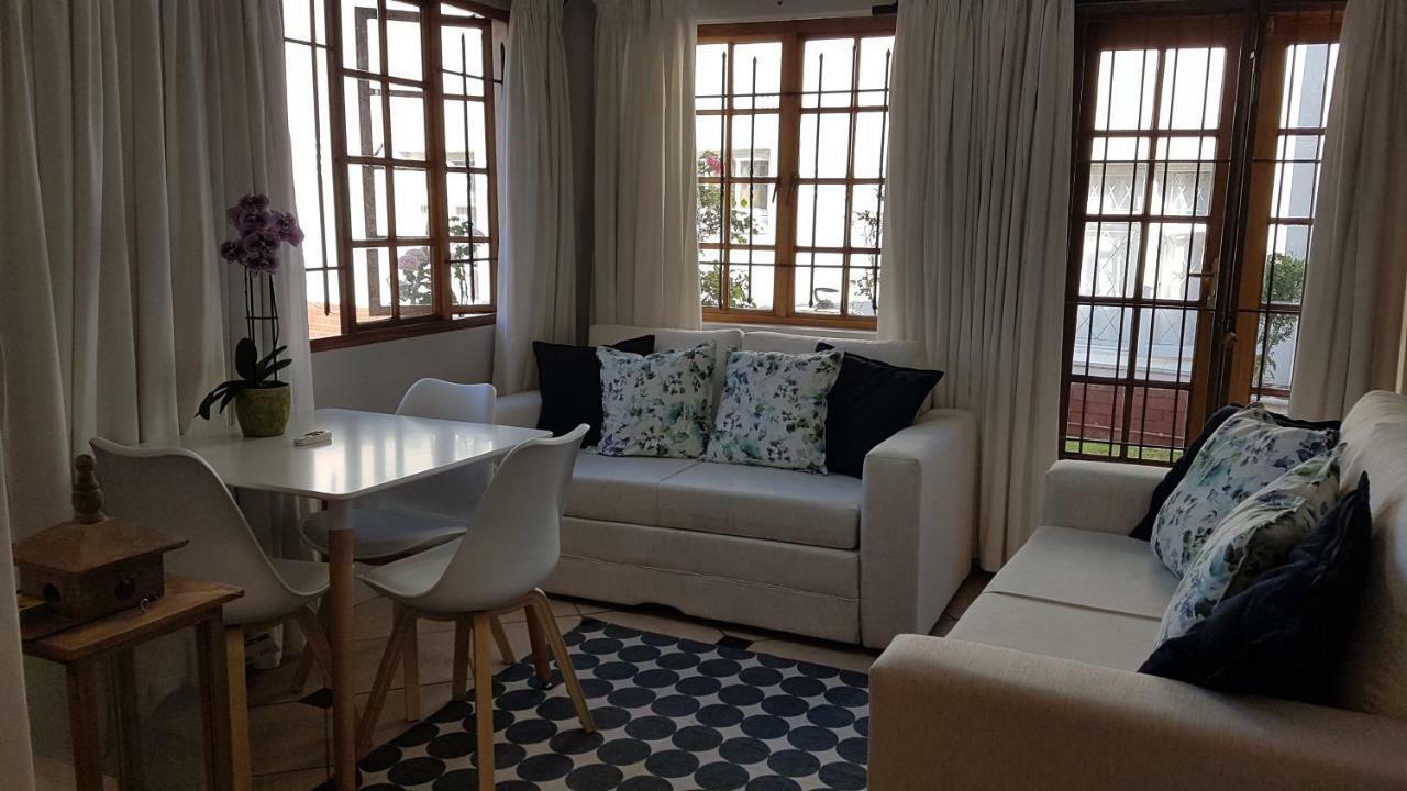 Innes Road Durban Accommodation 2 Bedroom Private Unit Bagian luar foto
