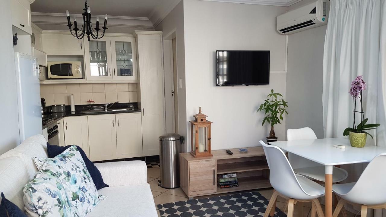 Innes Road Durban Accommodation 2 Bedroom Private Unit Bagian luar foto