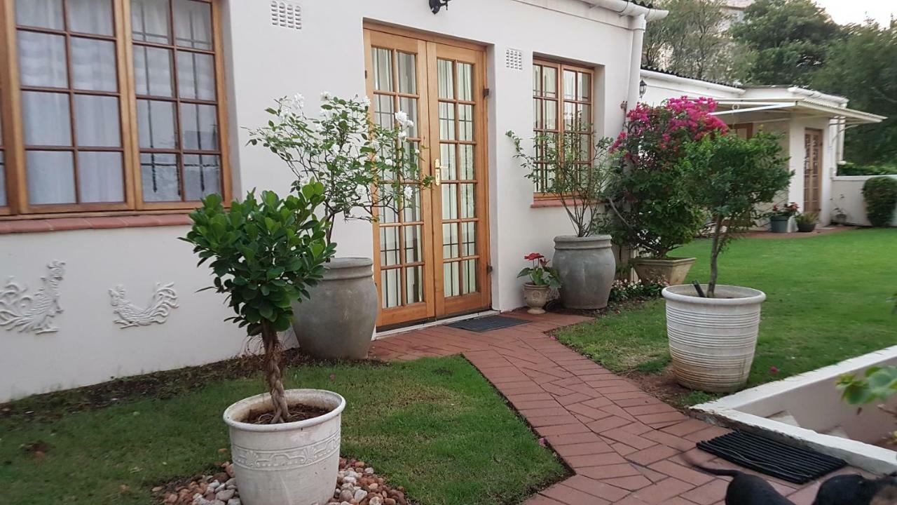 Innes Road Durban Accommodation 2 Bedroom Private Unit Bagian luar foto