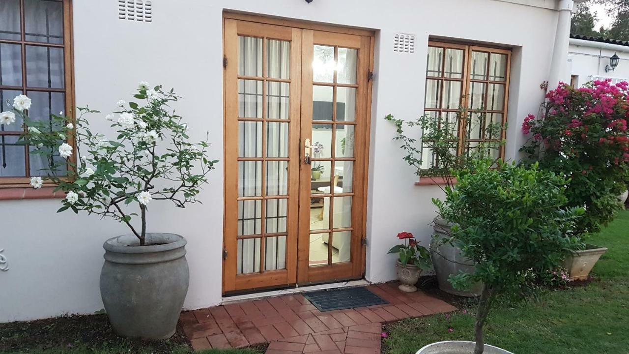 Innes Road Durban Accommodation 2 Bedroom Private Unit Bagian luar foto